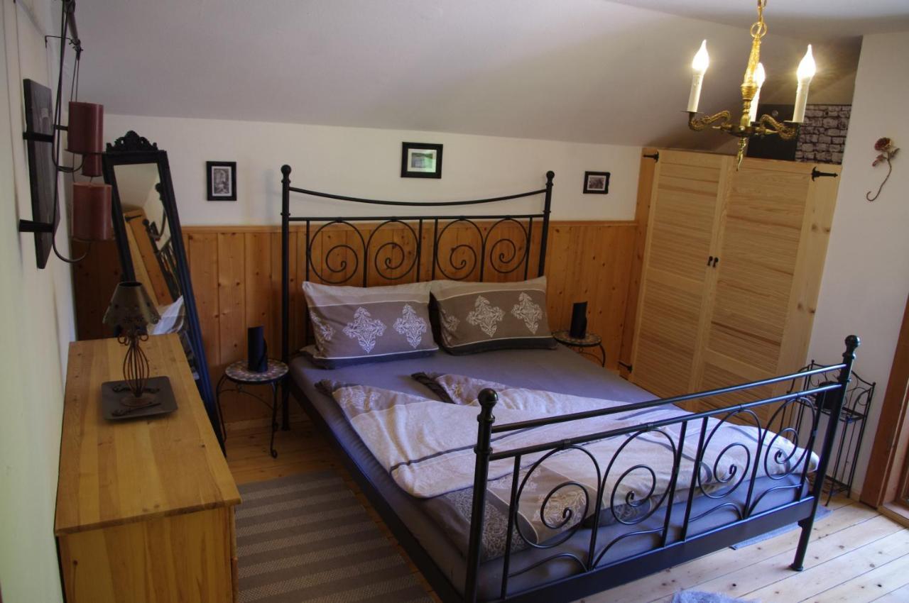 Bed And Breakfast Lucia Пфронтен Экстерьер фото