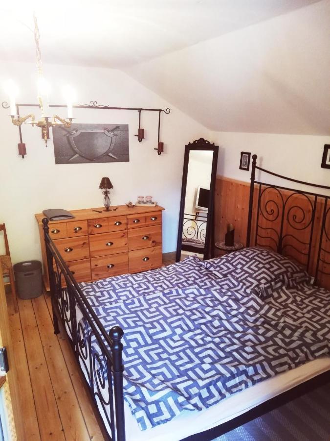 Bed And Breakfast Lucia Пфронтен Экстерьер фото